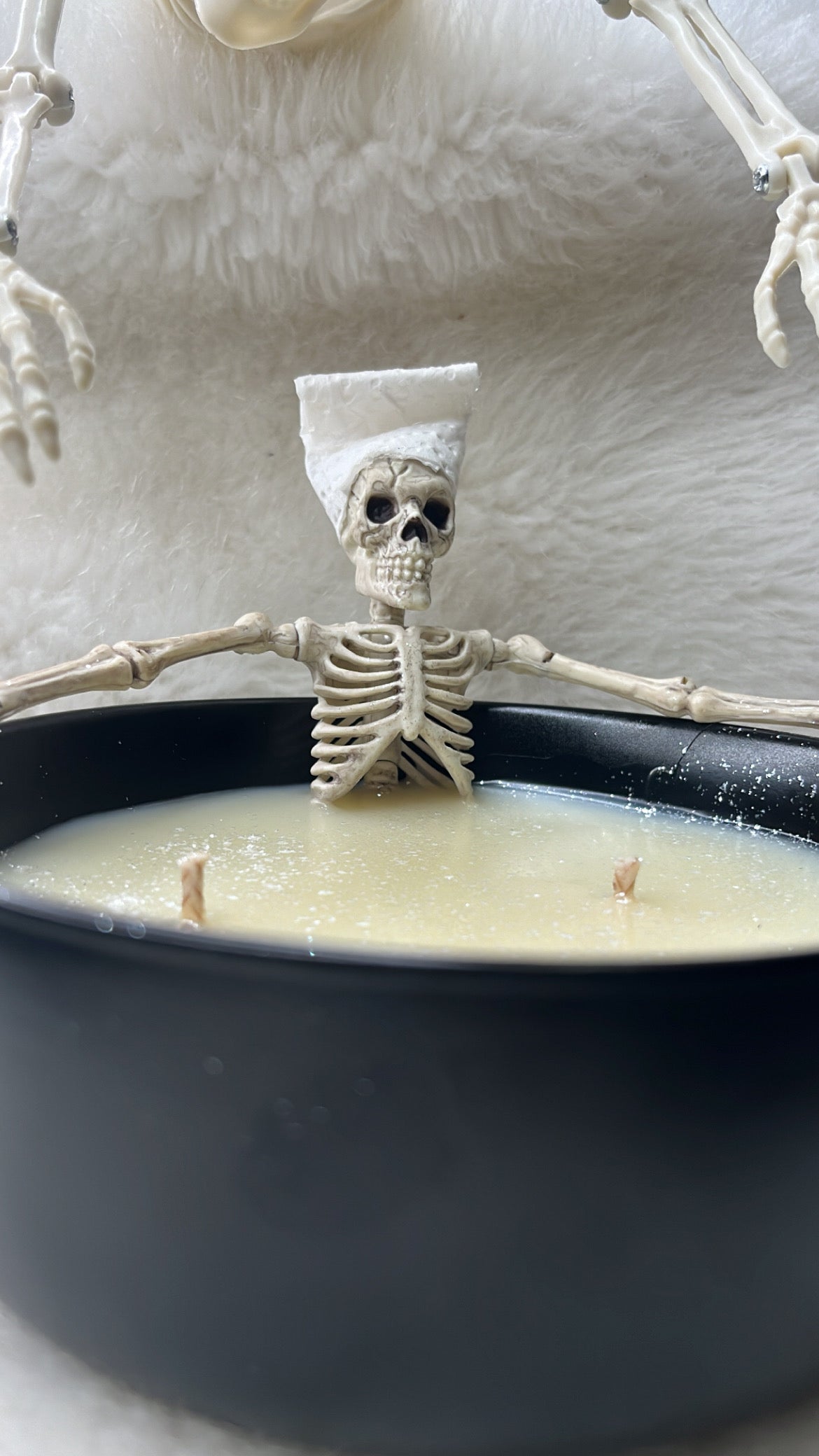 Spa Skeleton Candle 17oz